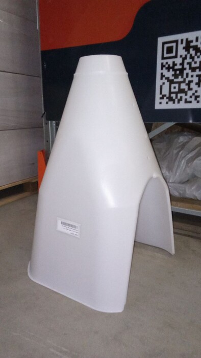 Половина бункера PigNic 16 Jumbo без отверстий для измерительной шкалы